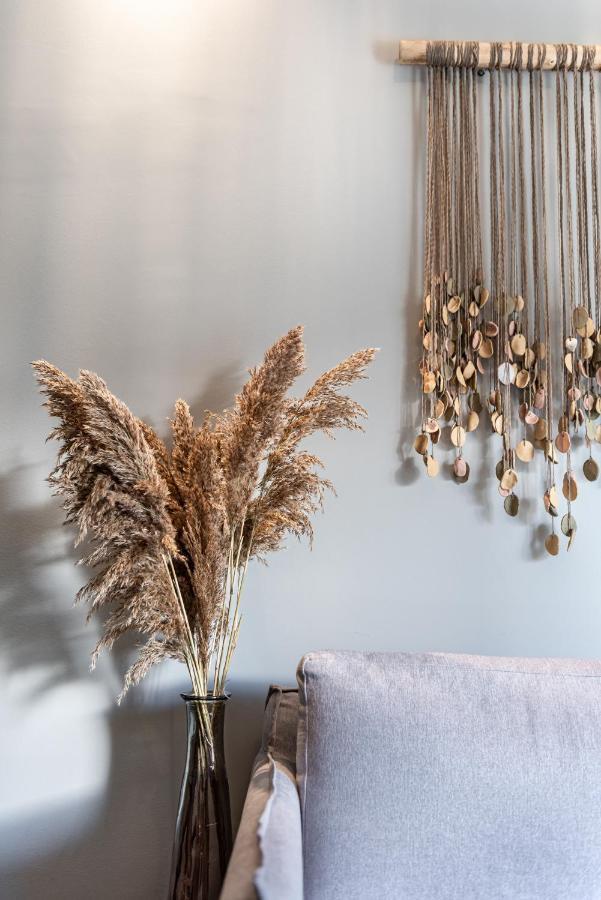 Macrame Luxury Suites Tríkala エクステリア 写真